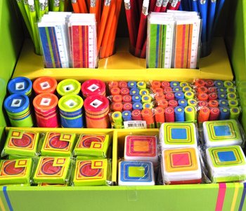 Display Alat Tulis Harga Murah Meriah (232 pcs)