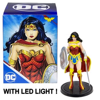 DC COMICS - FIGUR LED WONDER WOMAN - TINGGI 11 CM (36 pcs)