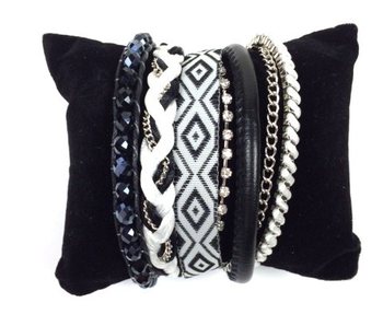 Gelang Gaya Ibiza Hitam/Putih (1 pc)