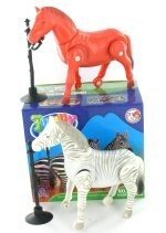 MAINAN KUDA & ZEBRA PACU DALAM KOTAK