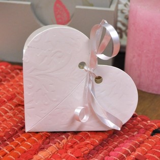 Kantong Kado Bentuk Hati (12 pcs)