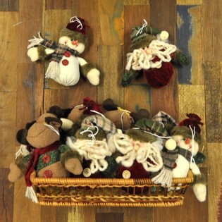 BONEKA PLUSH SNOWMAN & SANTA CLAUS DALAM KERANJANG - MODEL 3 (12 pcs)