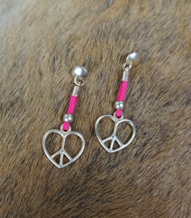 Anting Jantung Merah Muda (1 pcs)