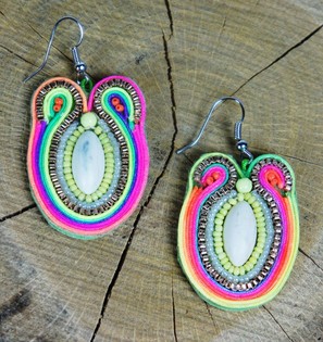 Anting-Anting Gaya Ibiza Berwarna-warni (1 pcs)
