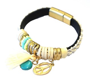 Gelang Ibiza Krem dengan Rumbai & Liontin Peace (1 pcs)
