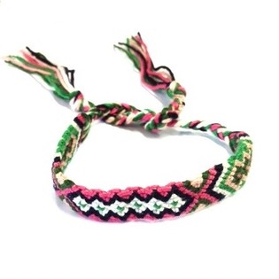 Gelang Anyaman Gaya Ibiza Multicolor (3 pcs)