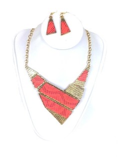 Set Kalung dan Anting Peach (1 pcs)