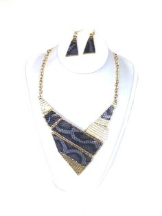 Set Kalung dan Anting Hitam Gaya Ibiza (1 pcs)