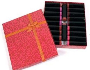 Lipstik Campur 5 Warna dengan Kemasan Merah (20 pcs)