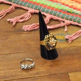 DISPLAY CINCIN KERUCUT (10 pcs)