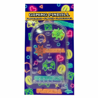 Permainan Pinball Gamer dengan Kartu