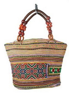 Tas B-Fair Beads Cokelat dengan Gagang Manik-Manik
