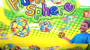 Bola Ajaib Mengembang dengan Lampu (12 pcs)